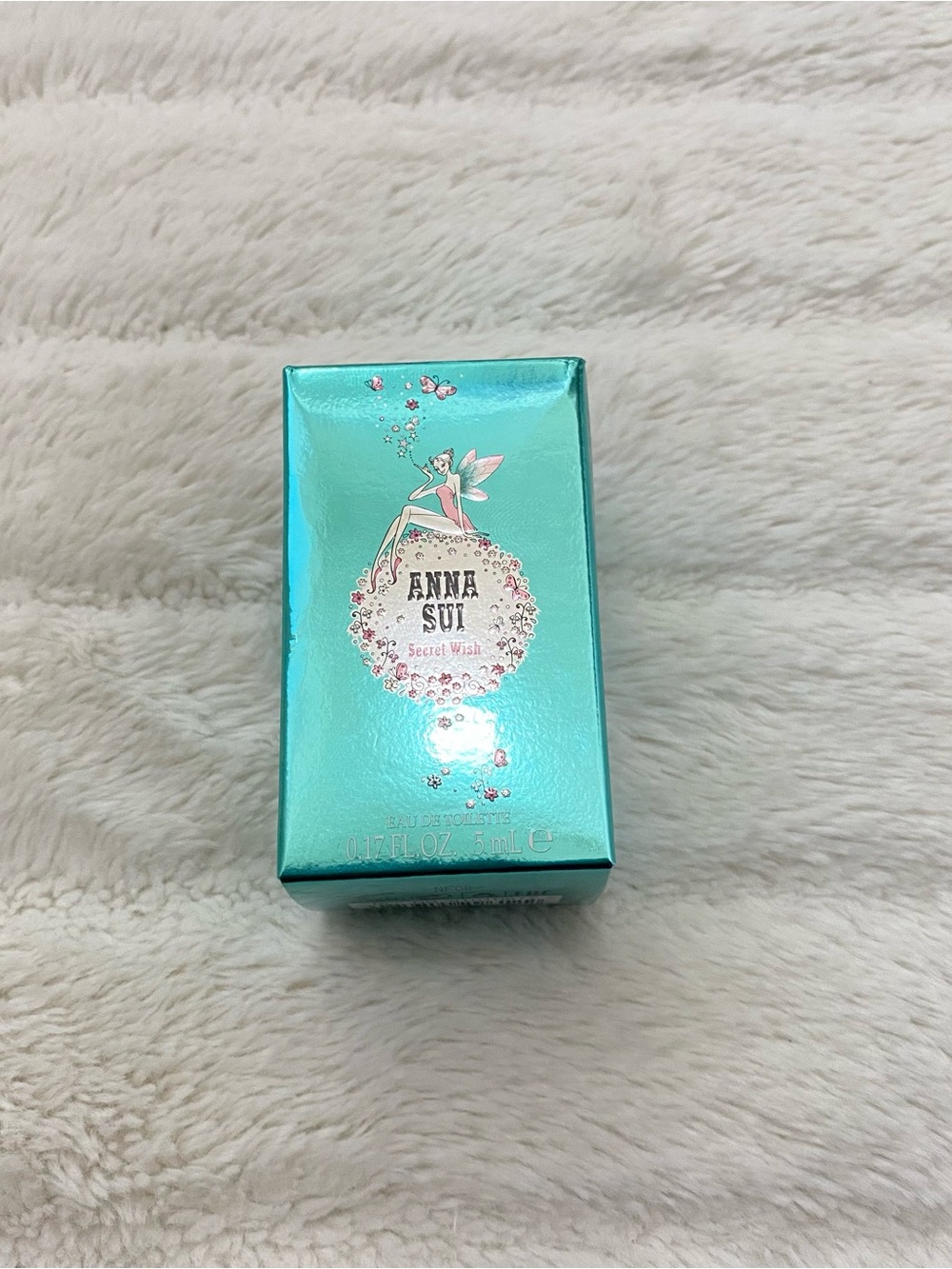 Anna Sui Secret Wish Women's Fragrance - Aqua Teal Bottle - Picture 4 of 6